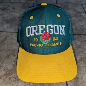 University Of Oregon Ducks Vintage 1994 Richardson Snap Back Cap